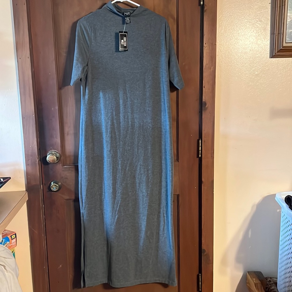 LARGE NWT JUNCTION WEST GRAY POPOVER DRESS